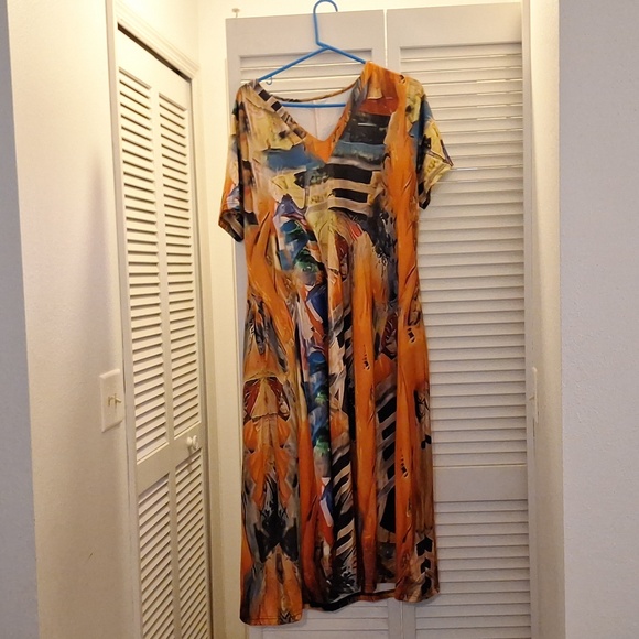 Dress multiple colors with pockets - Picture 2 of 3